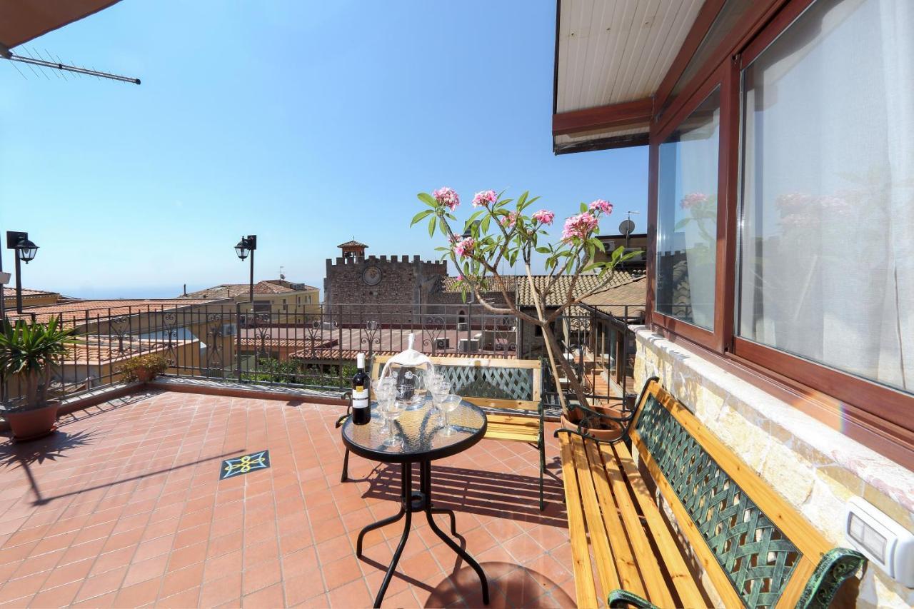 Casa La Boheme Apartman Taormina Kültér fotó