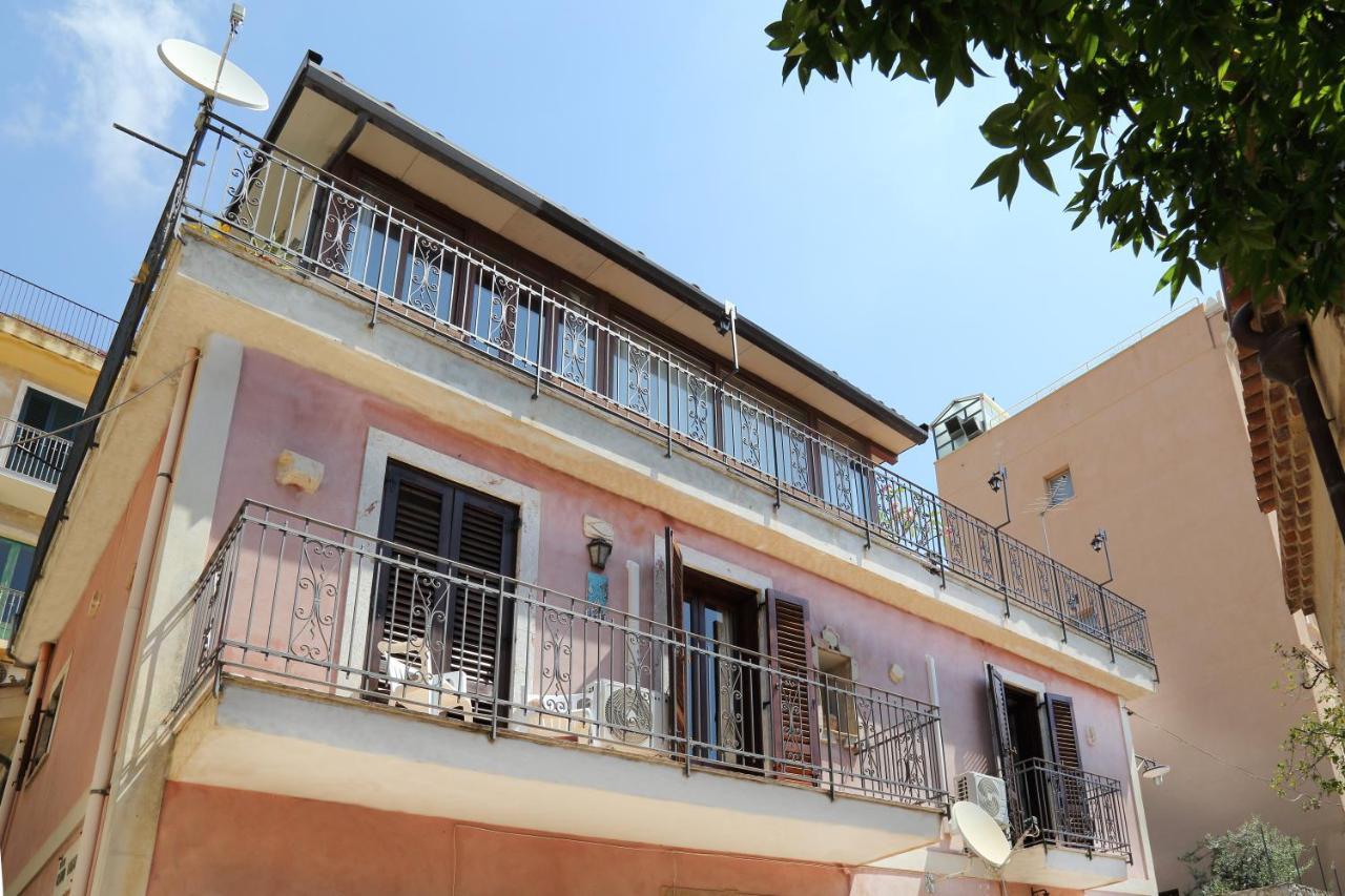 Casa La Boheme Apartman Taormina Kültér fotó